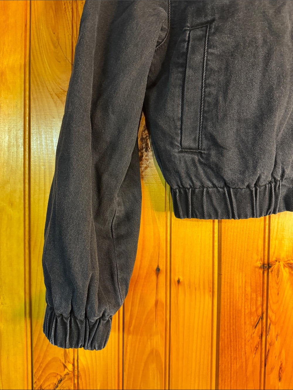 Aritzia Denim Forum Black Cropped Insulated Bomber Jacket- Slight Oversized Fit - Picture 7 of 12